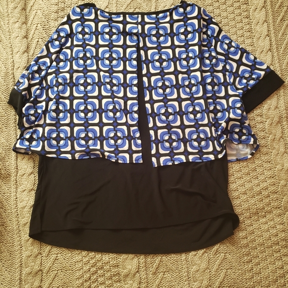 Joseph Ribkoff blouse - Picture 4 of 5